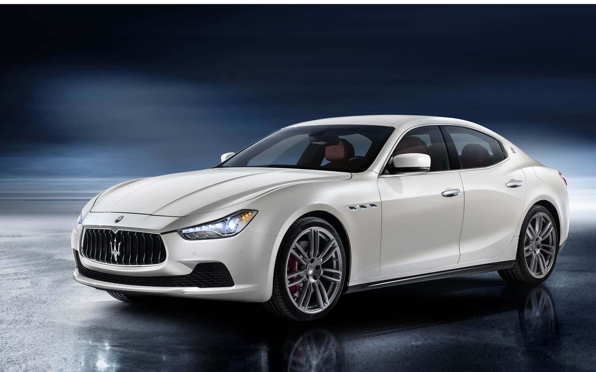 4K Maserati 桌布