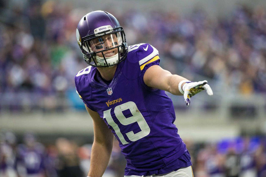 Adam Thielen 桌布