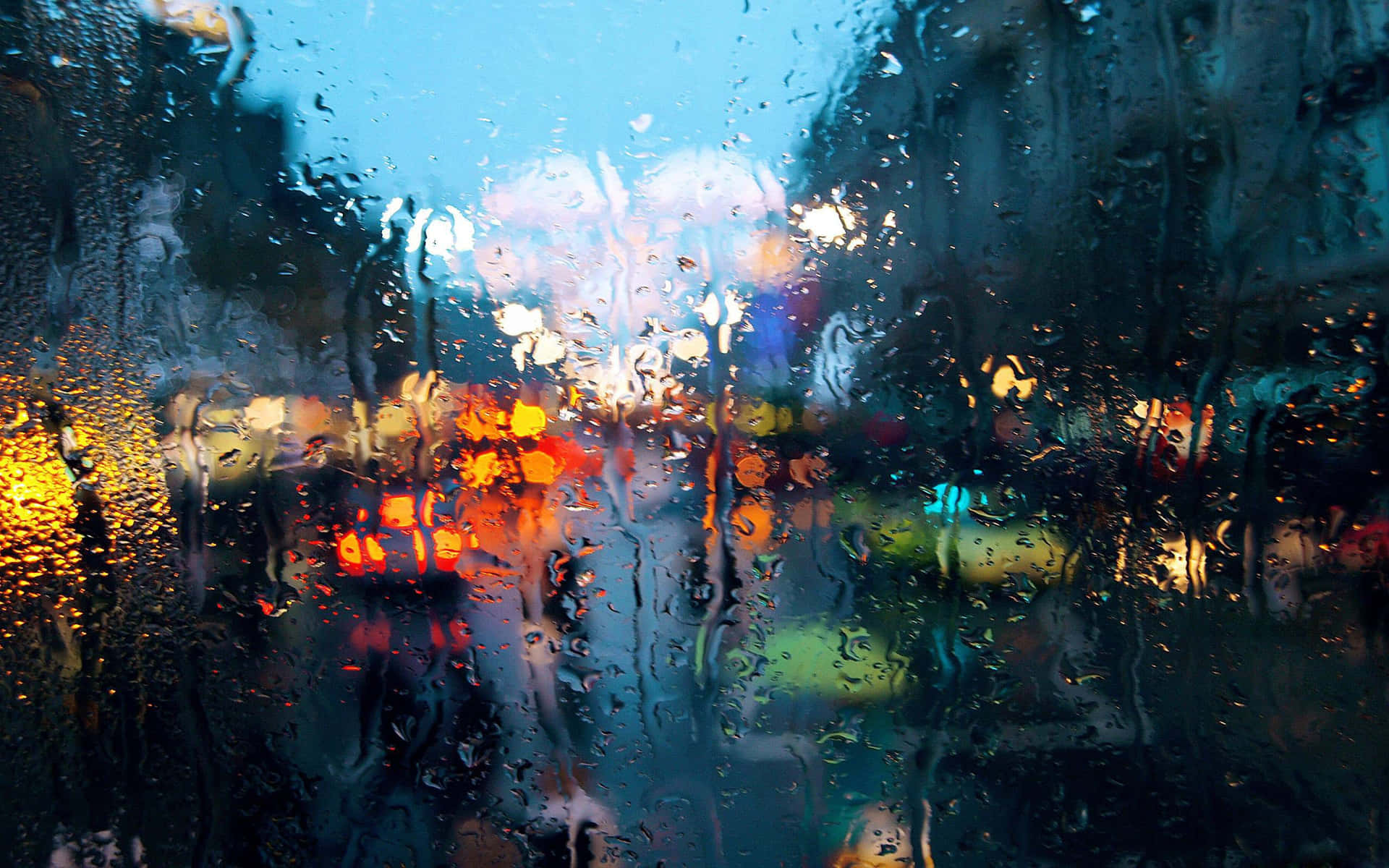 Aesthetic Rain 桌布