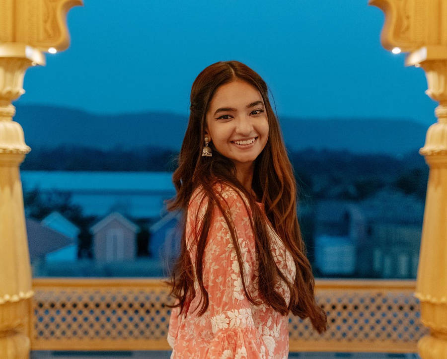 Anushka Sen 桌布