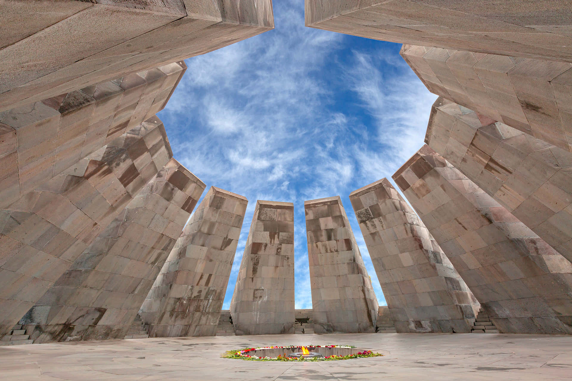 Armenian Genocide Memorial 桌布