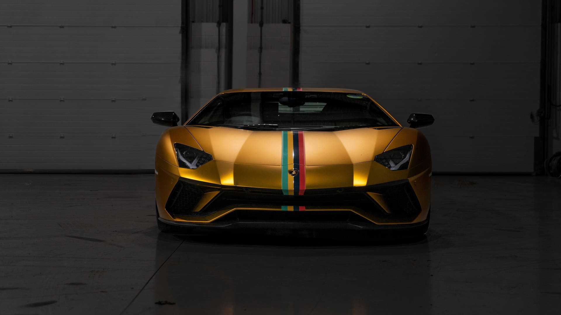 Auto racing 桌布