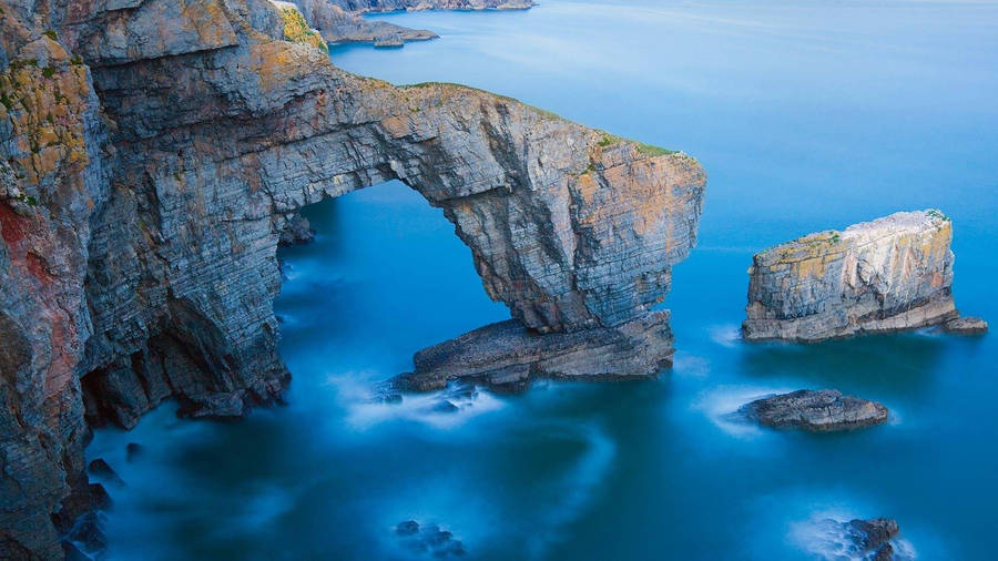 1600x900 Daily Wallpaper from Bing App Ranking and Store Data