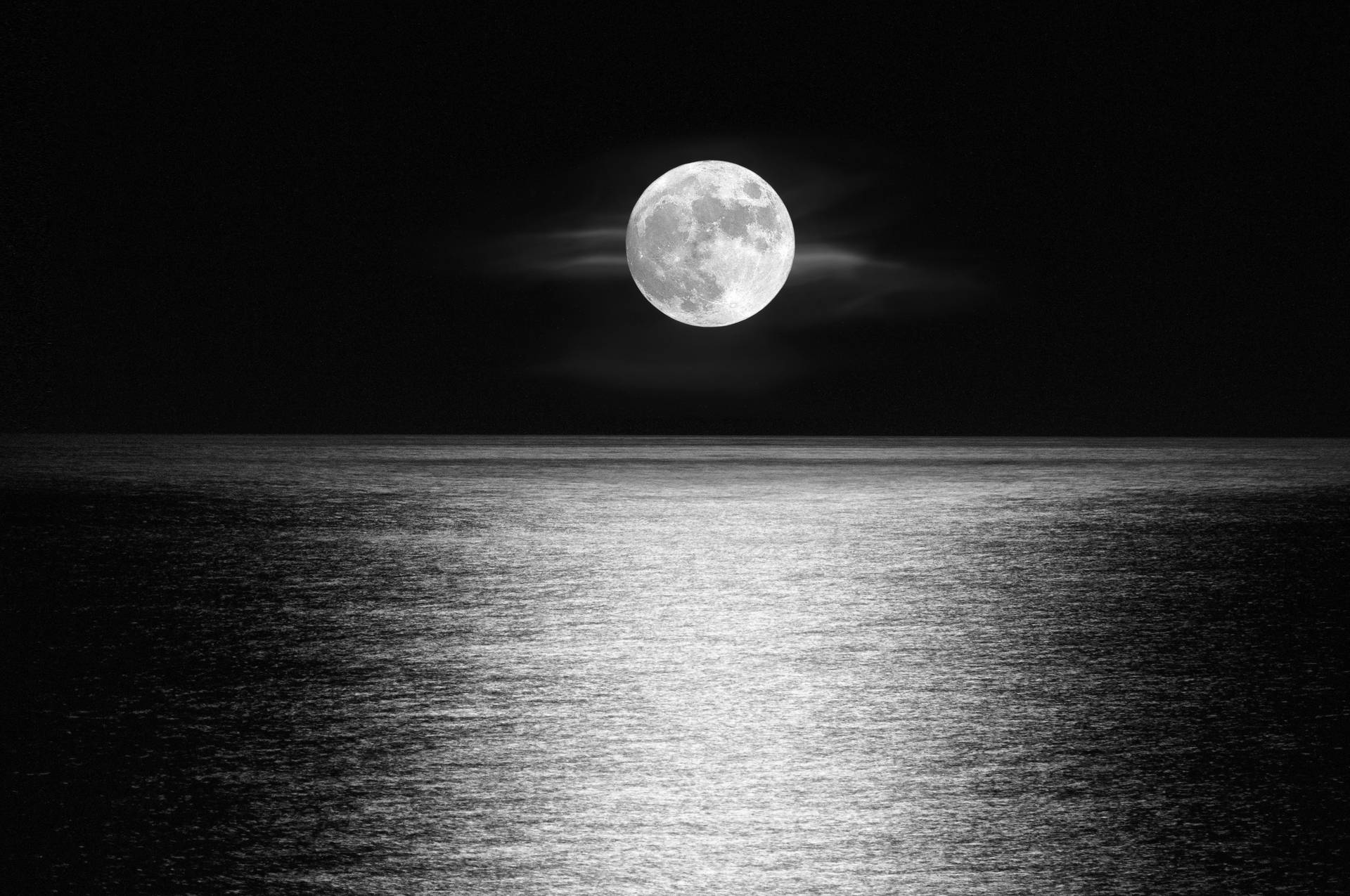 Black Moon 桌布