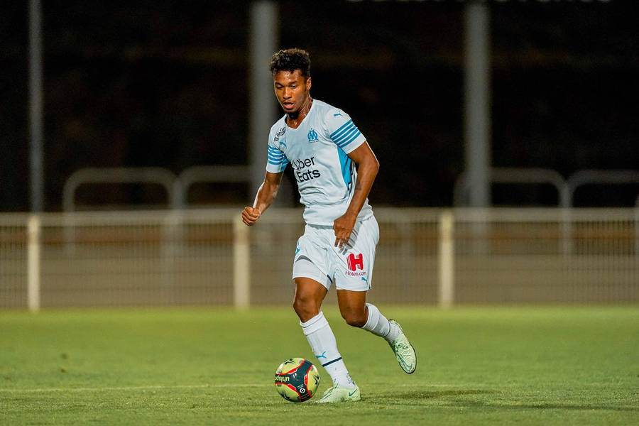 Boubacar Kamara 桌布