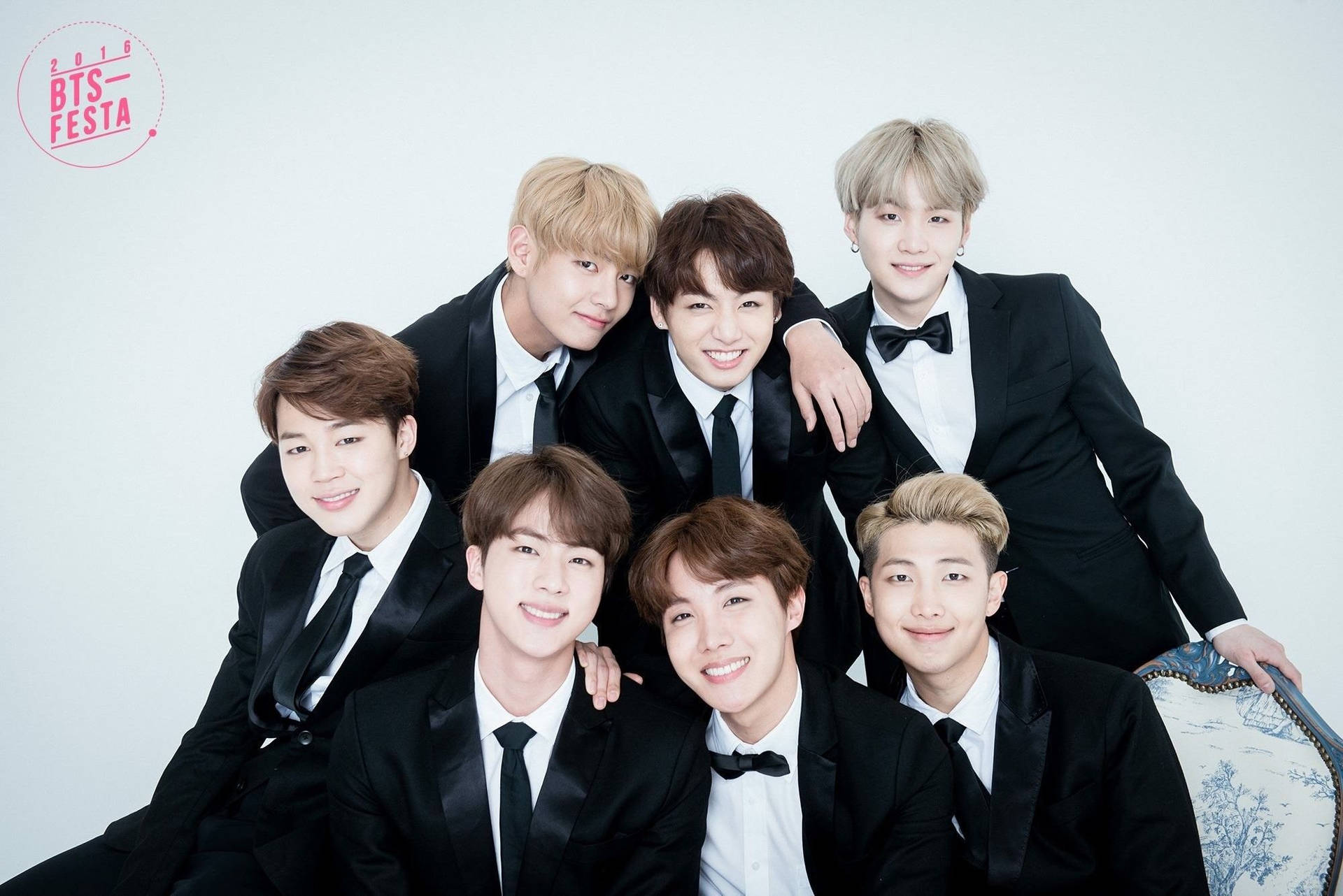 2000x1335 BTS Wallpaper 2018