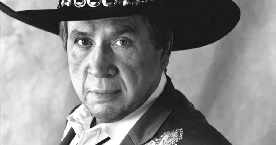 Buck Owens 桌布
