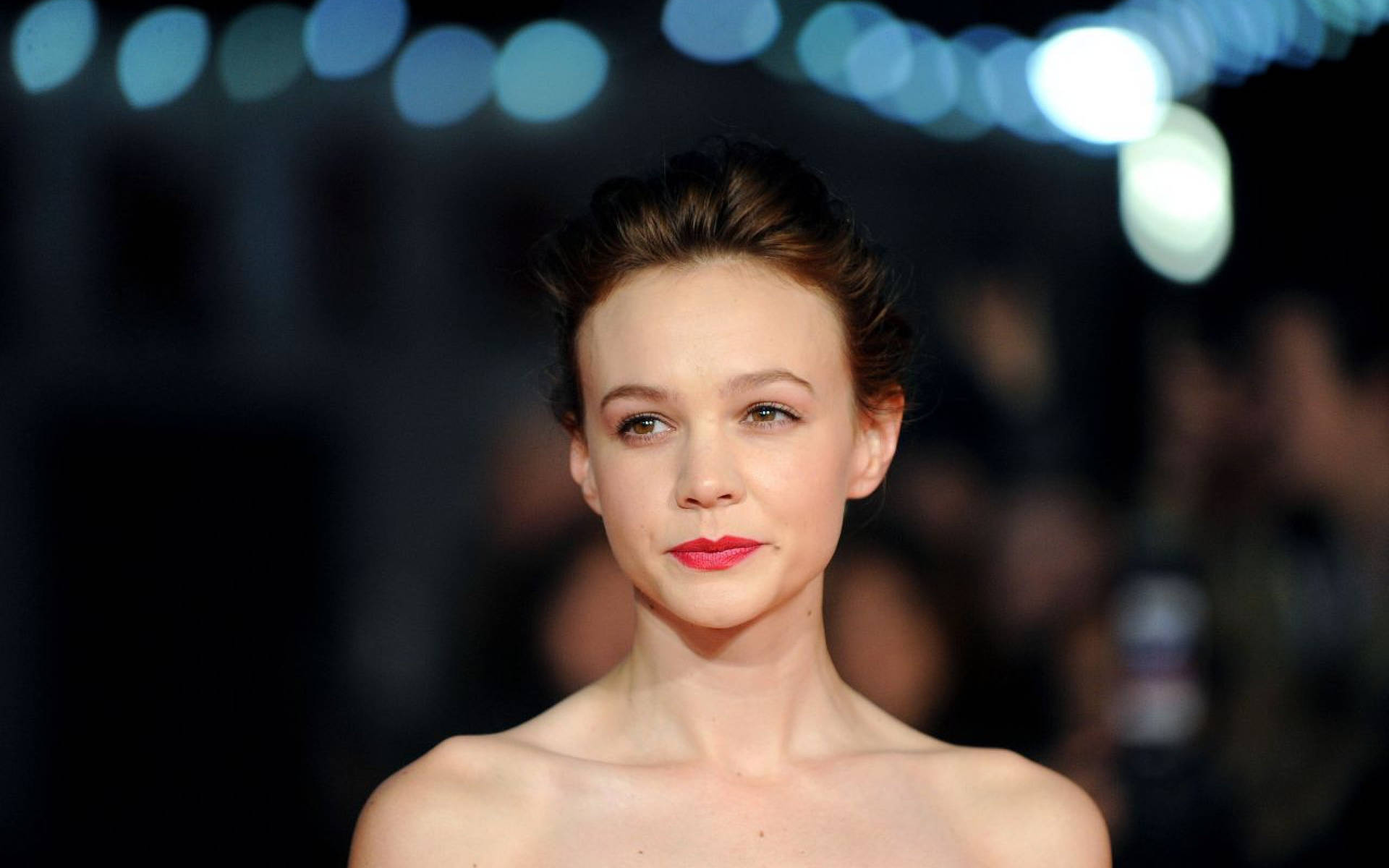 Carey Mulligan 桌布