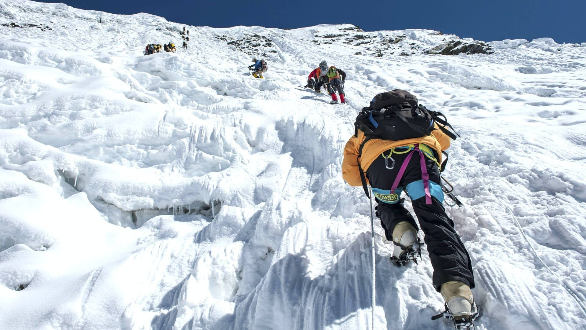 Climbing 桌布