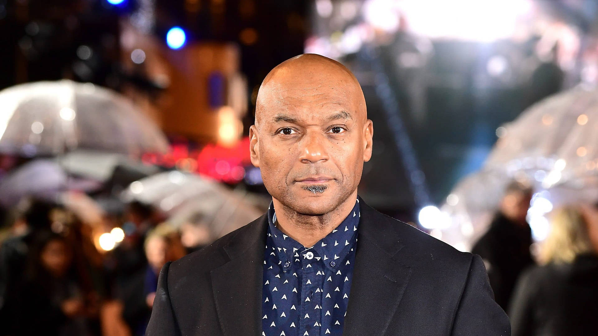 Colin Salmon 桌布
