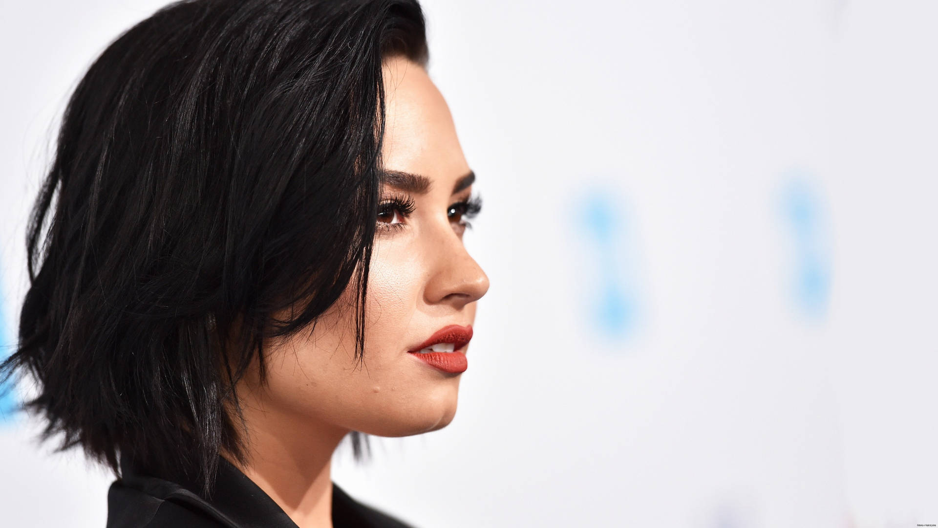 Demi 桌布