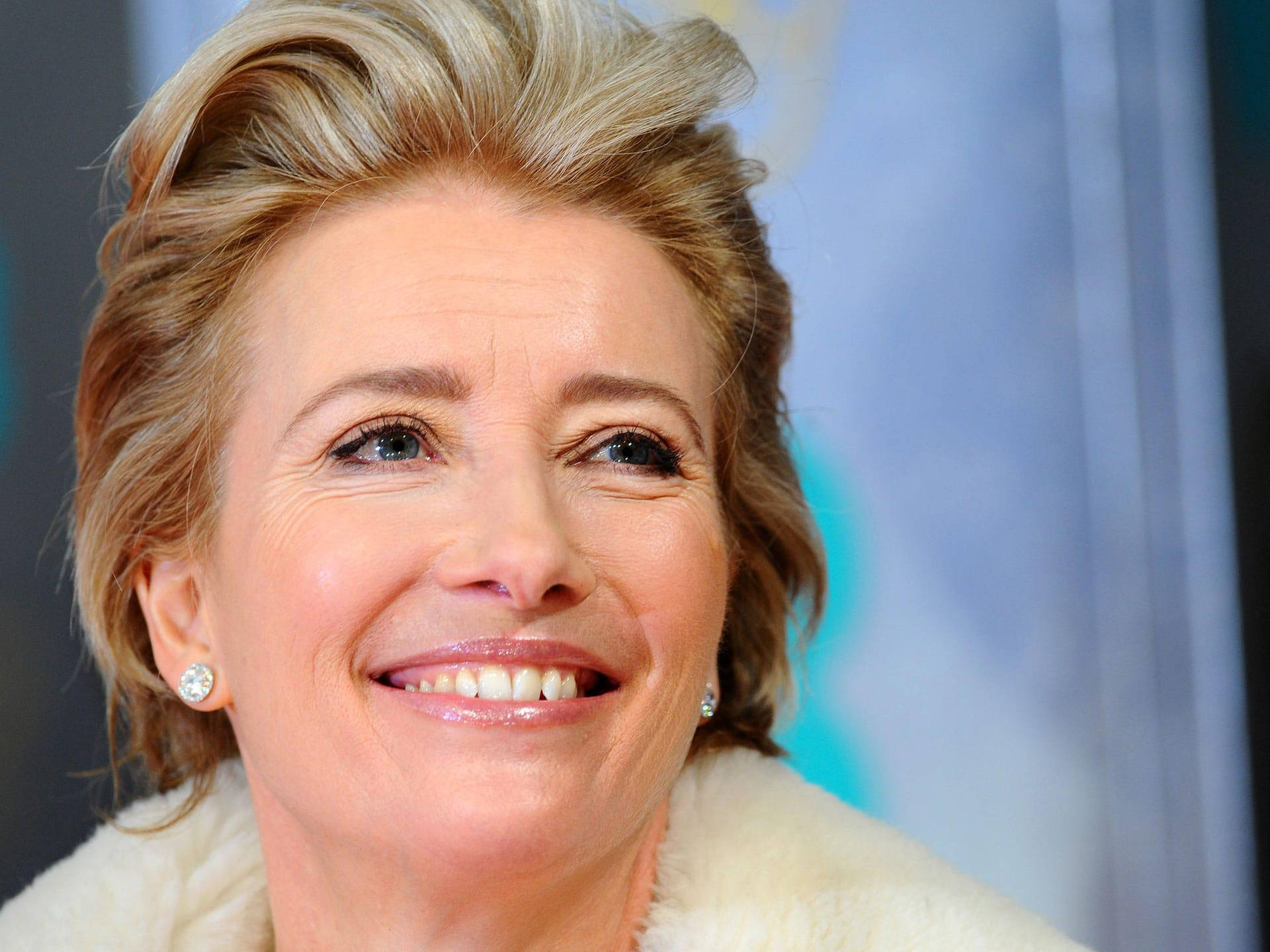 Emma thompson 桌布
