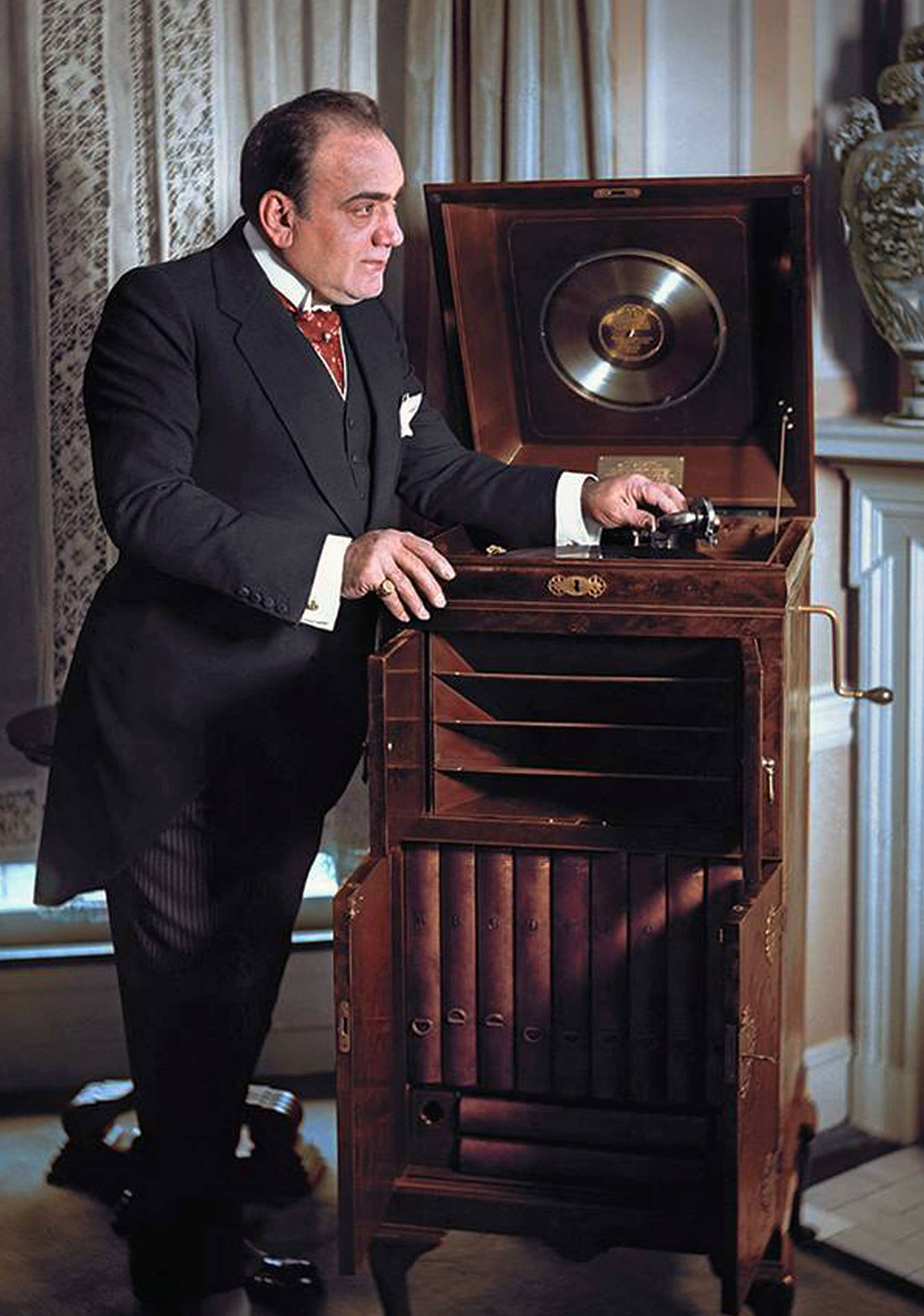 Enrico Caruso 桌布