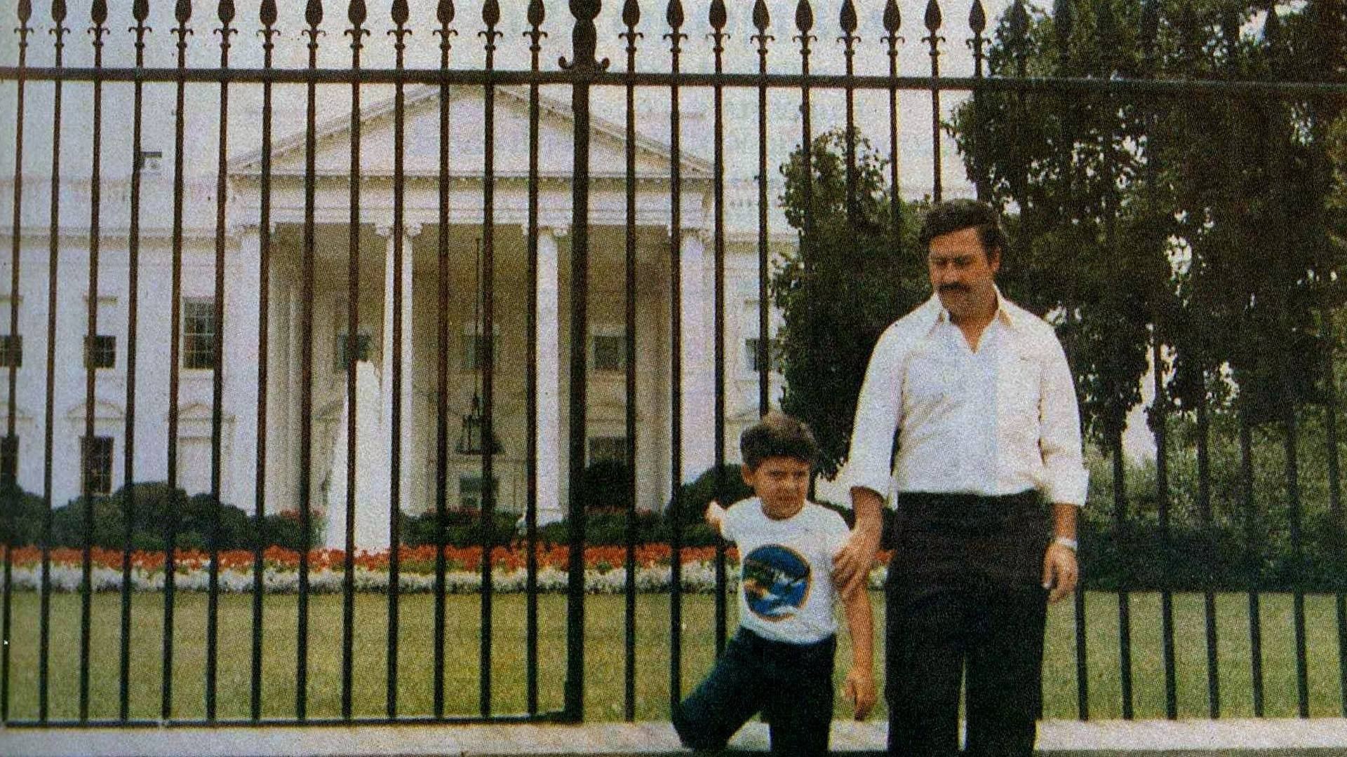 Escobar 桌布