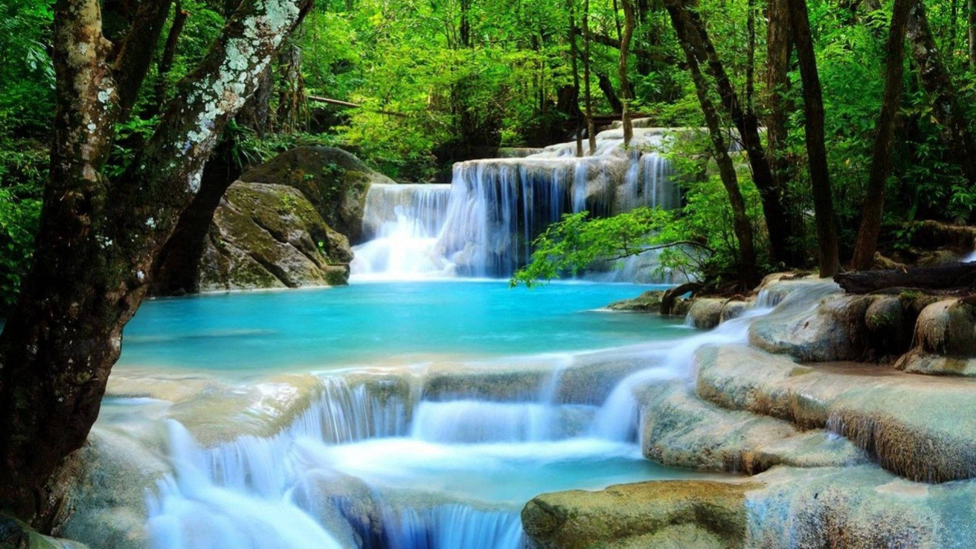 HD Waterfall 桌布