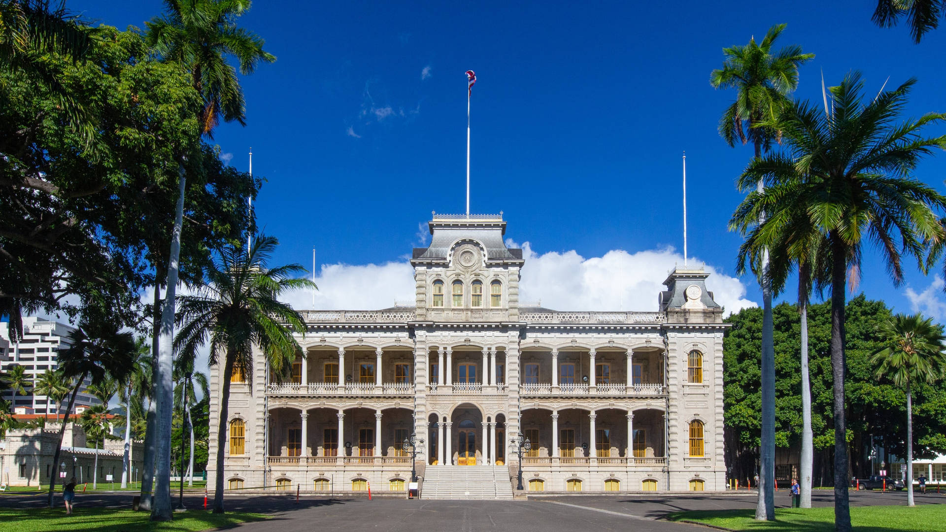 Iolani Palace 桌布