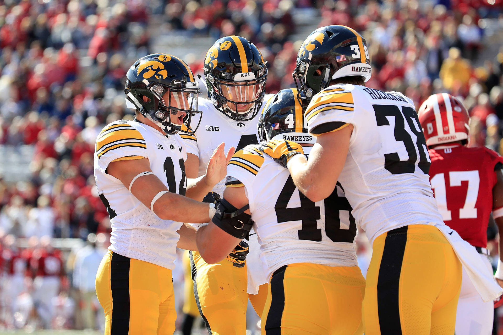 Iowa hawkeyes 桌布
