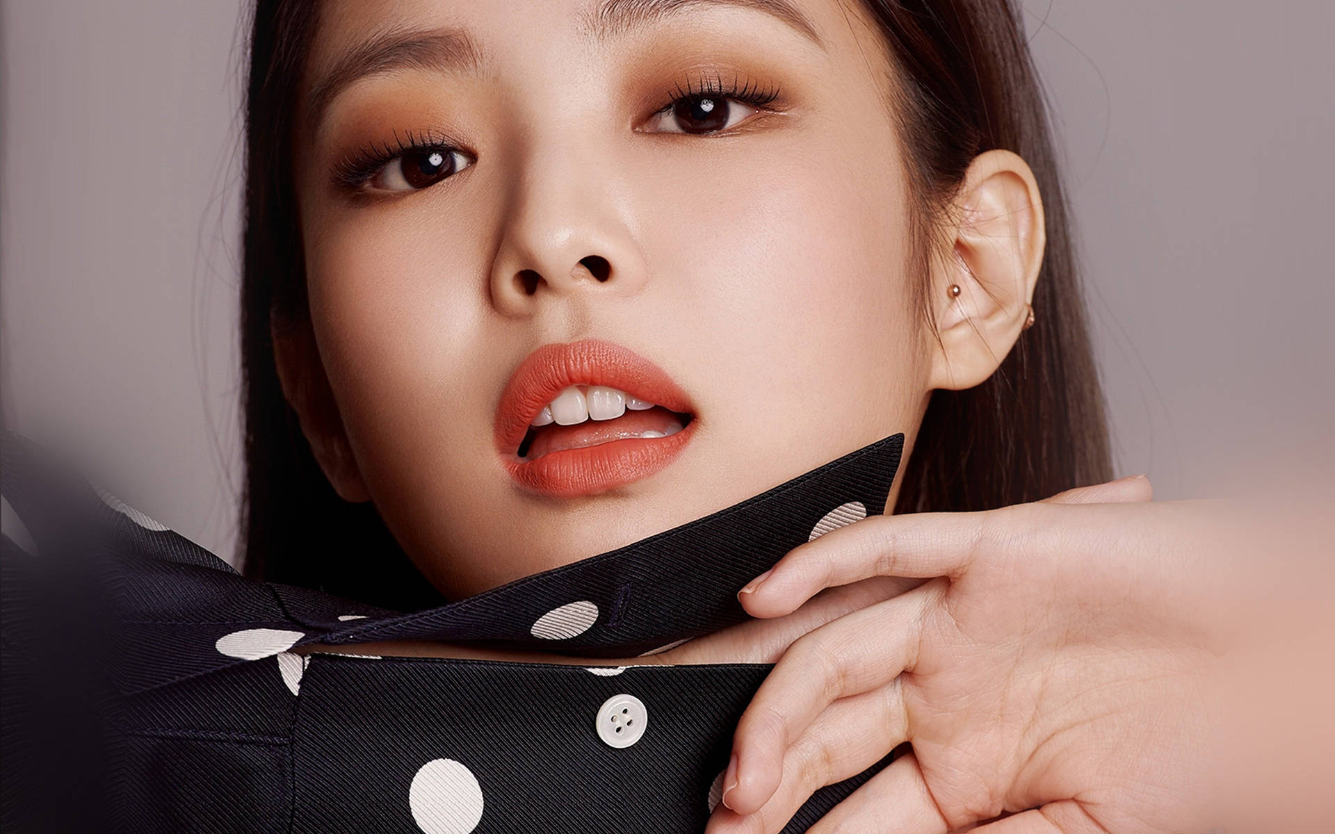 Jennie Kim 桌布
