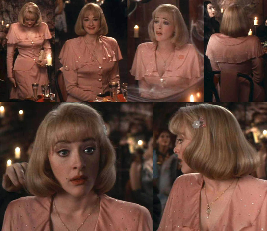 Joan Cusack 桌布