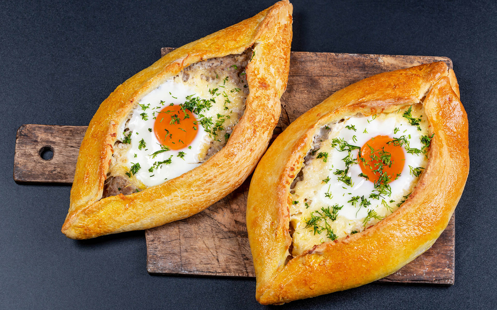 Khachapuri 桌布
