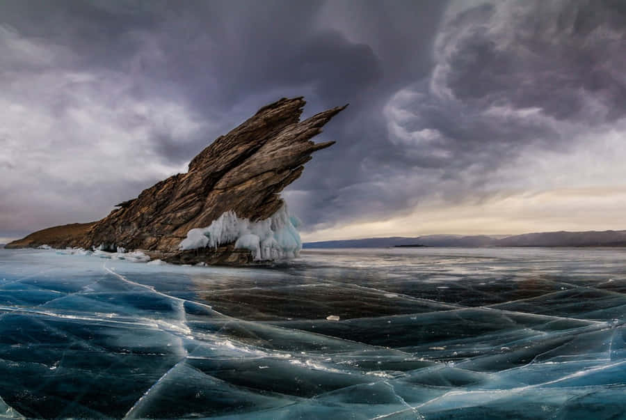 Lake Baikal 桌布