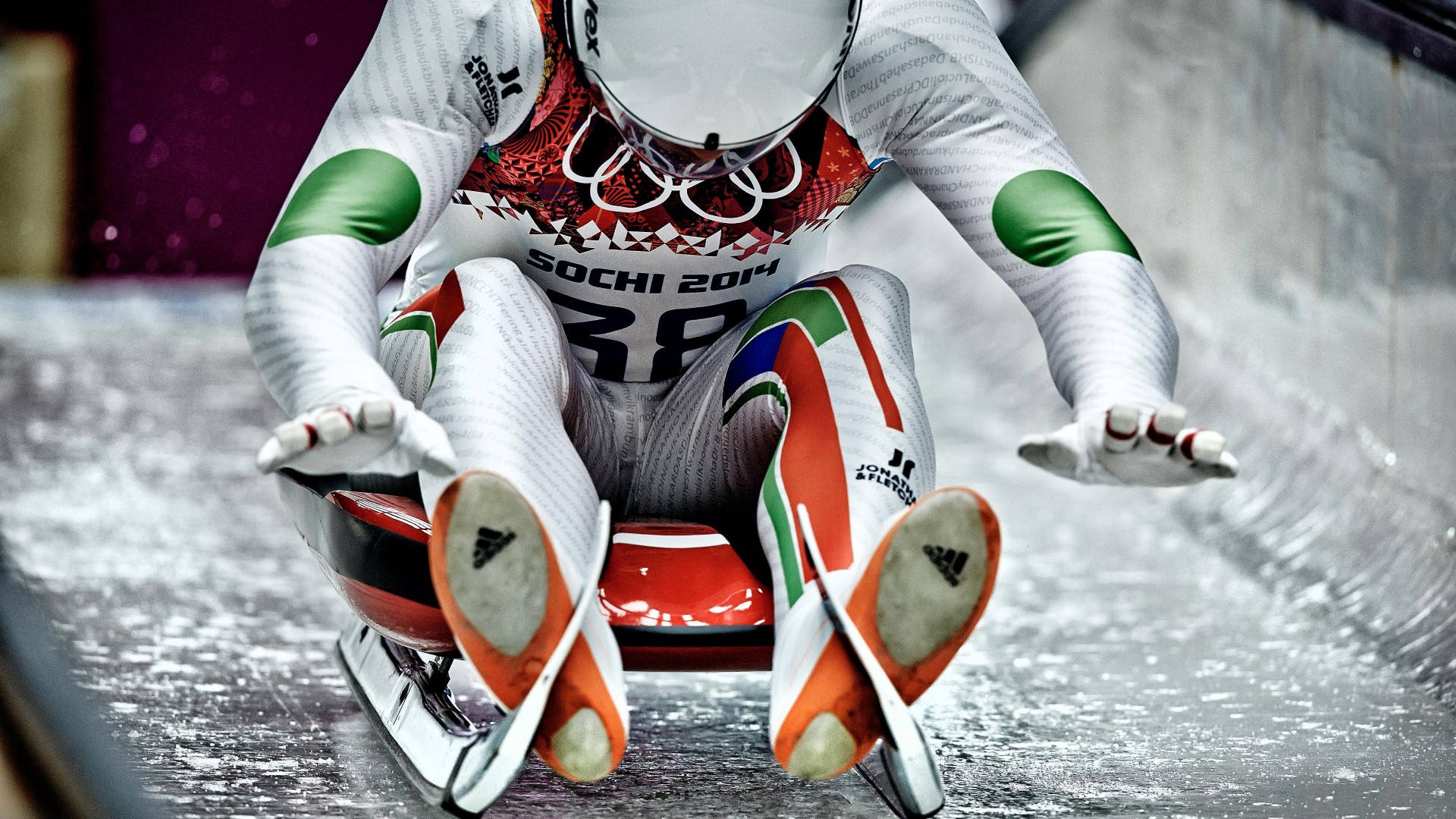 Luge 桌布