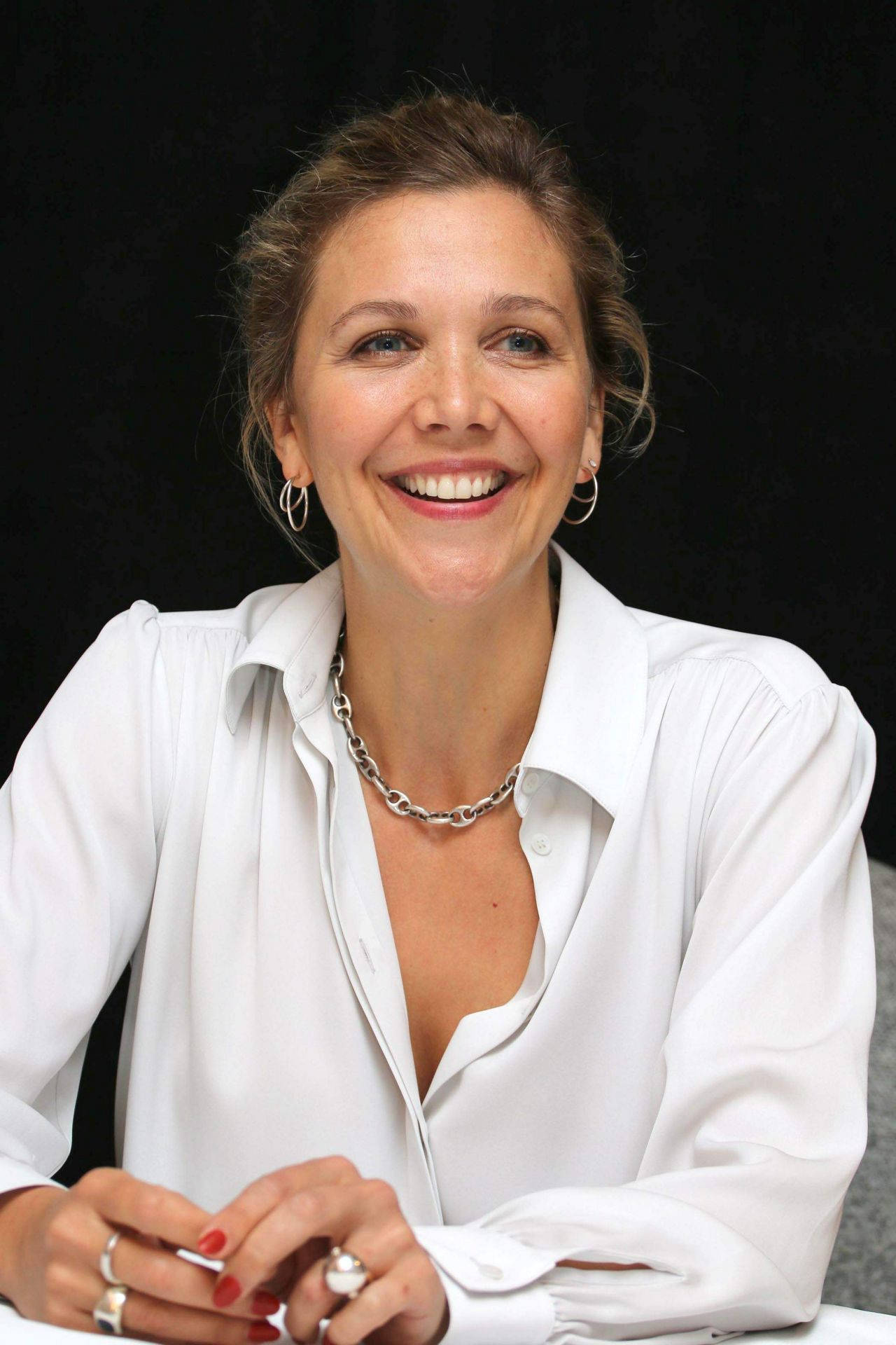 Maggie Gyllenhaal 桌布