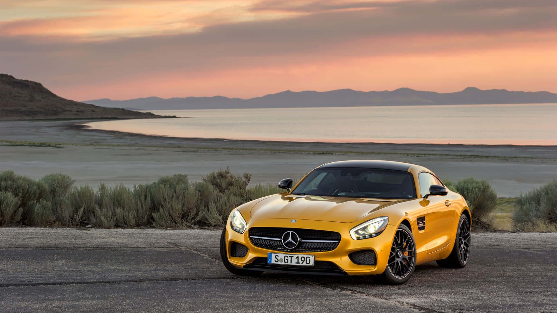 Mercedes Amg Gt 桌布