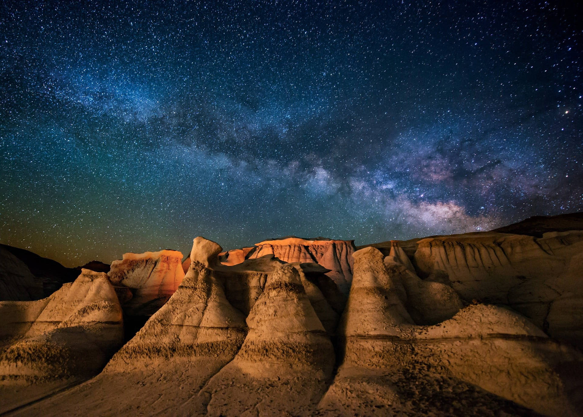 Milky Way Galaxy 桌布