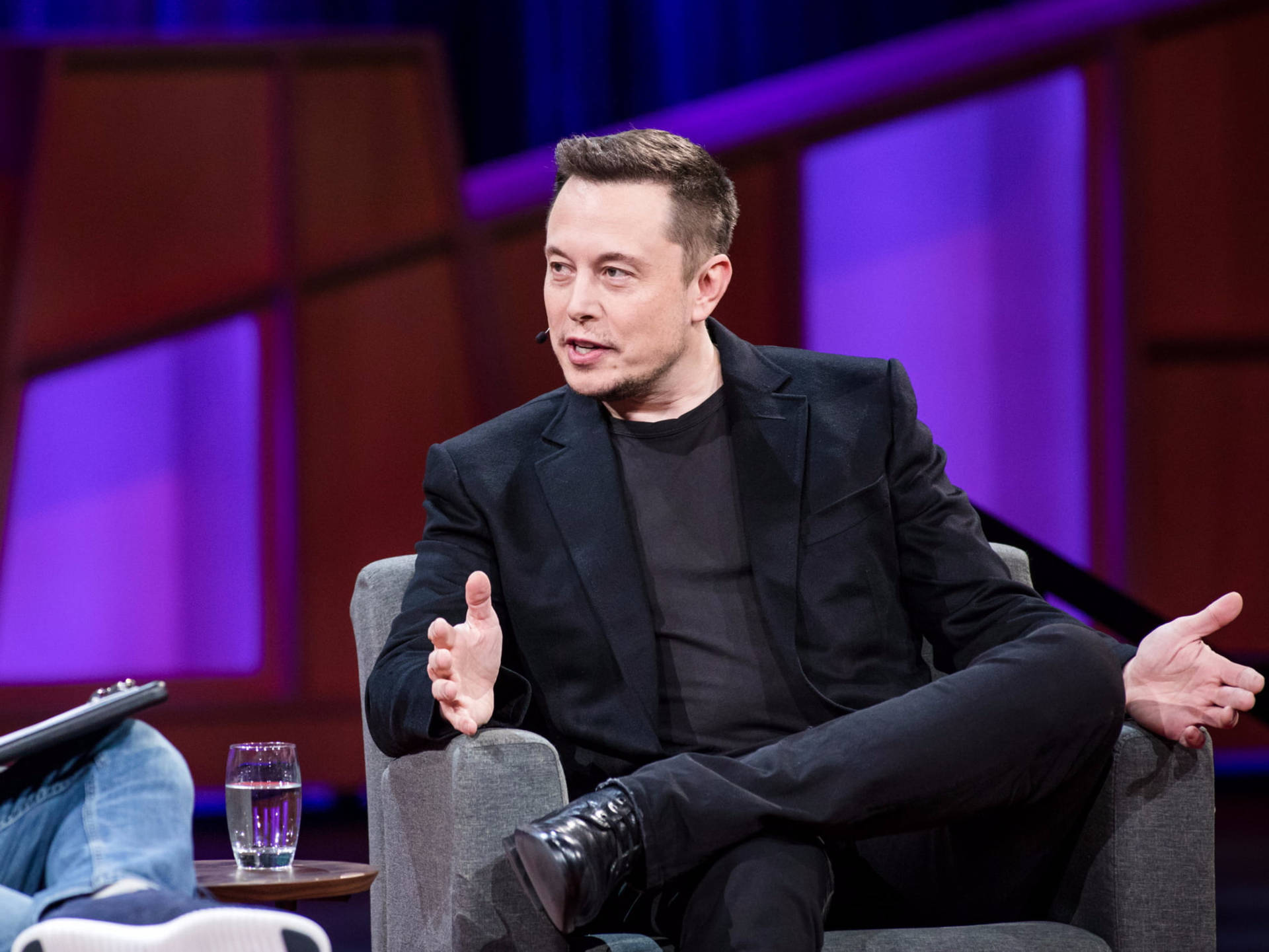 Musk 桌布