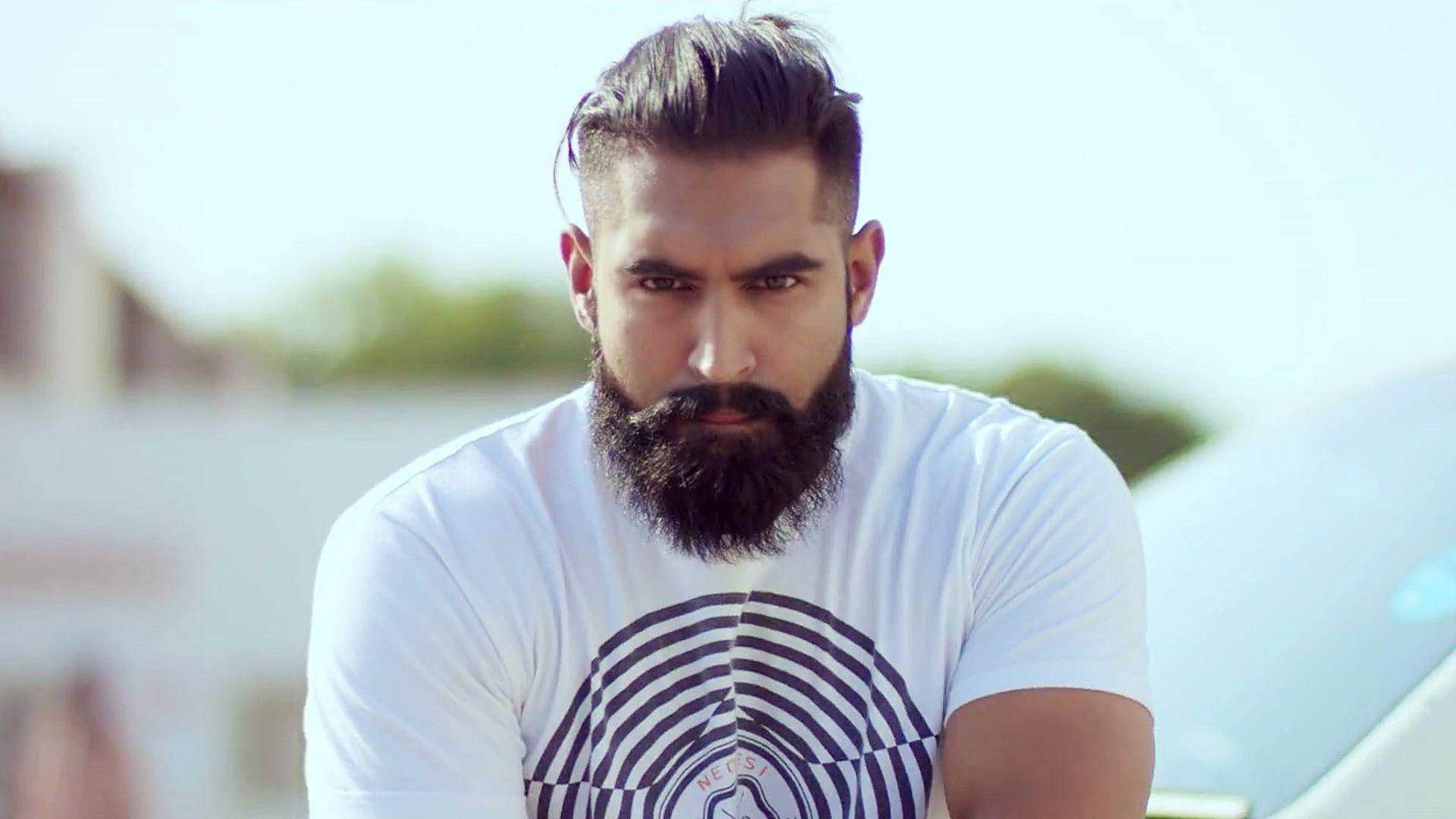 Parmish Verma 桌布