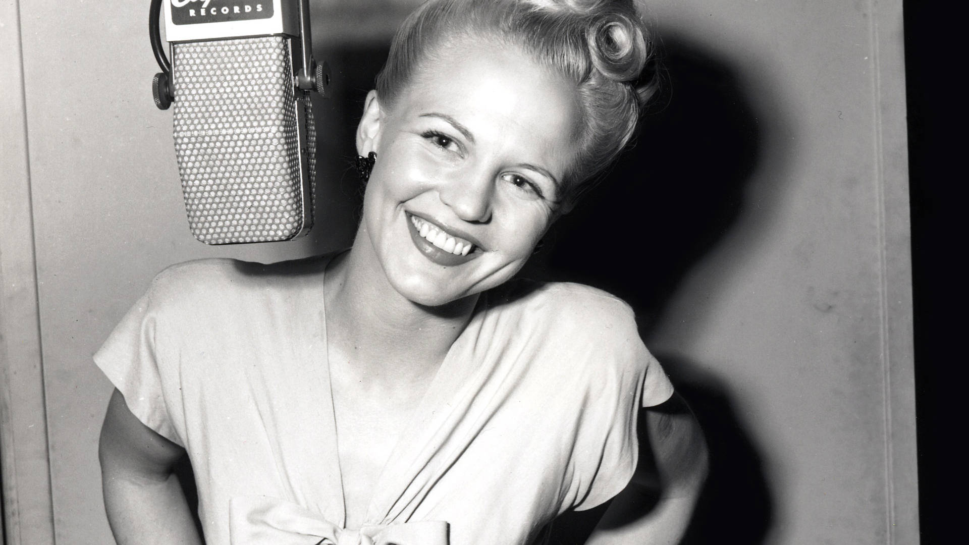 Peggy Lee 桌布