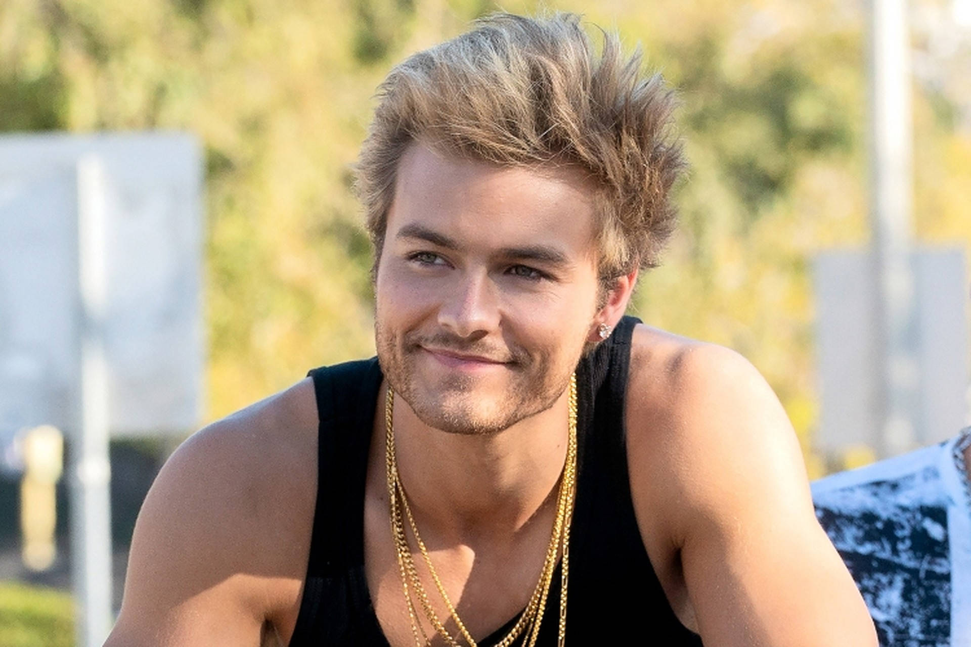 Peyton Meyer 桌布