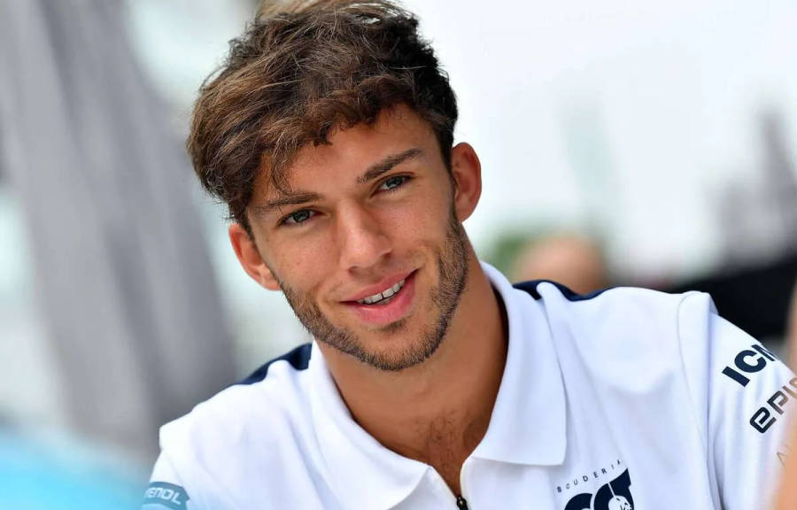 Pierre gasly 桌布