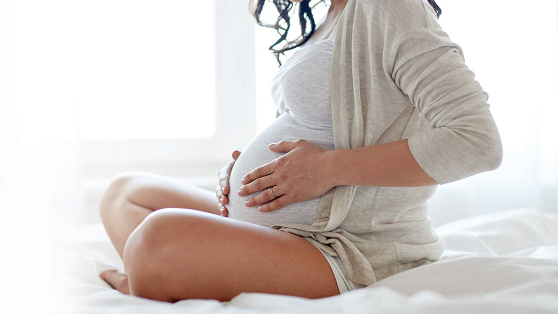 Pregnant Belly 桌布