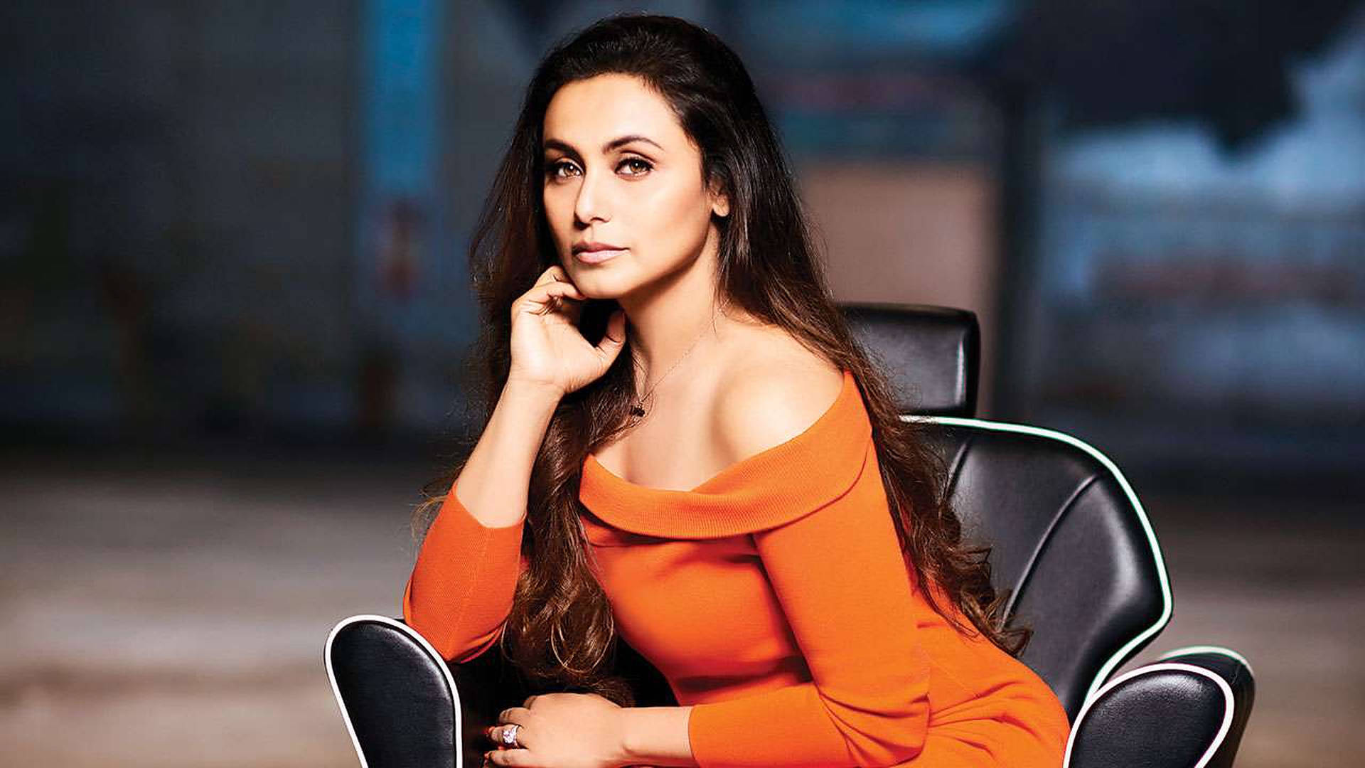 Rani Mukerji 桌布