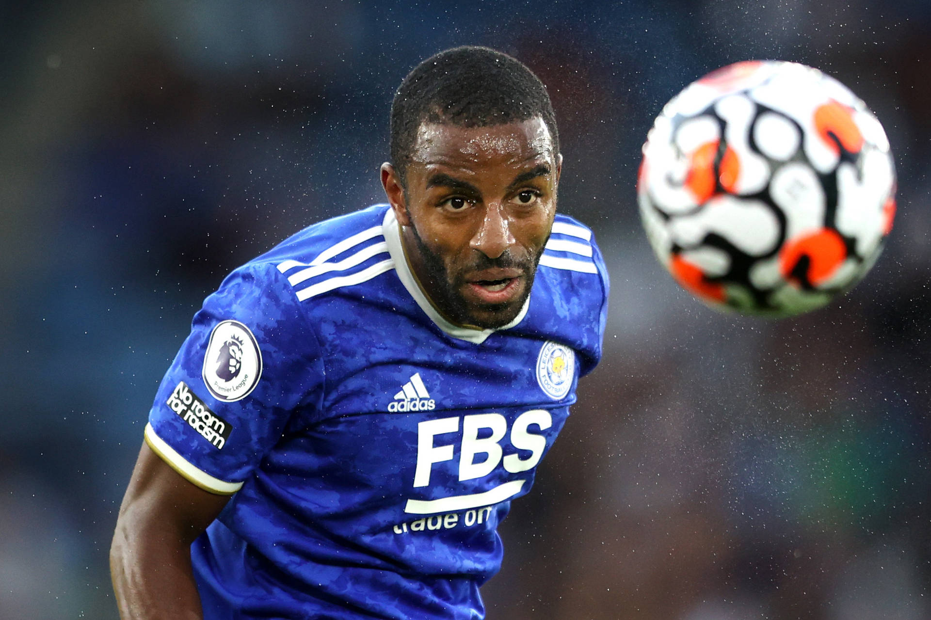 Ricardo Pereira 桌布