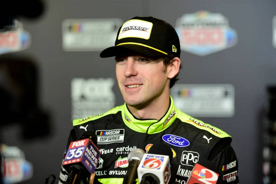 Ryan Blaney 桌布