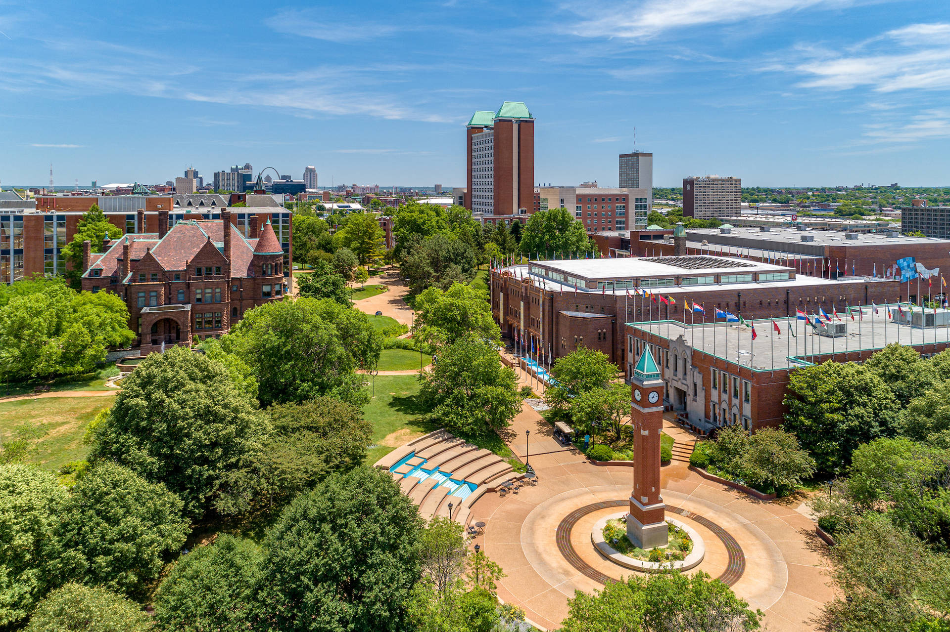 Saint Louis University 桌布