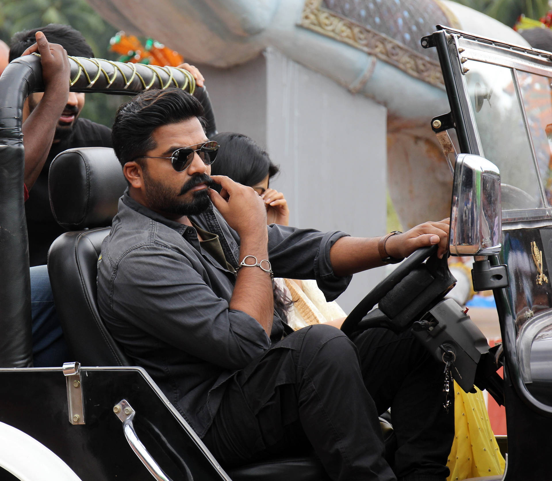 Simbu 桌布