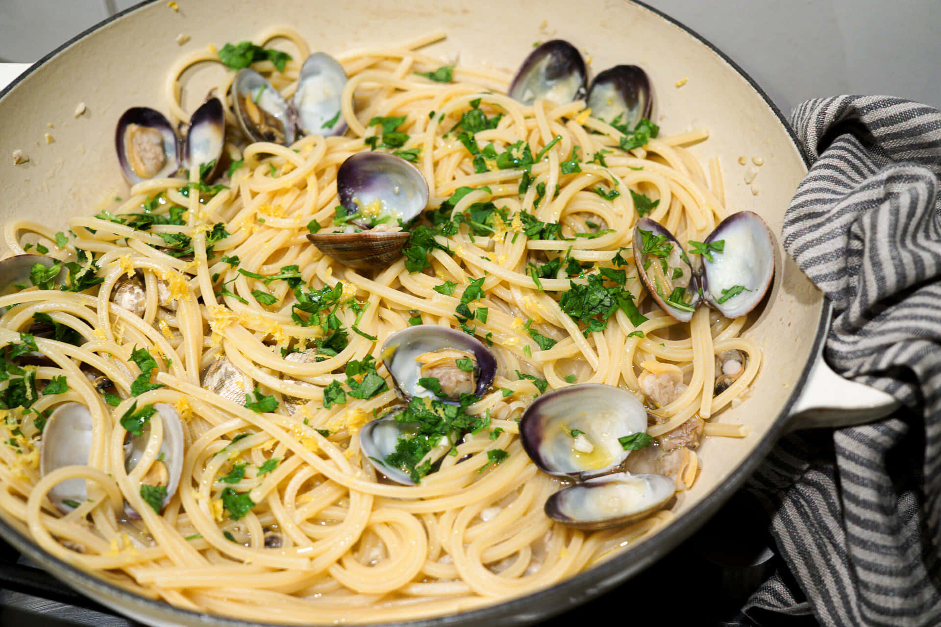 Spaghetti Alla Vongole 桌布