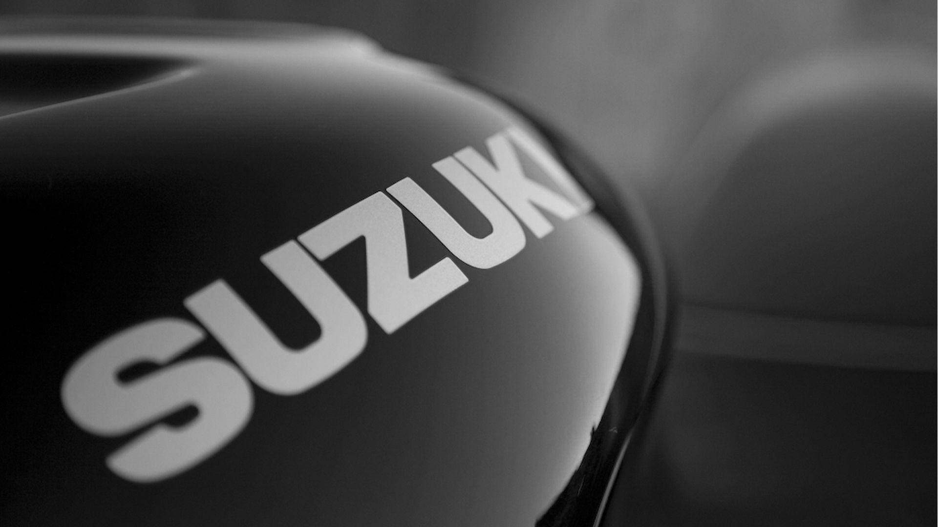 Suzuki 桌布