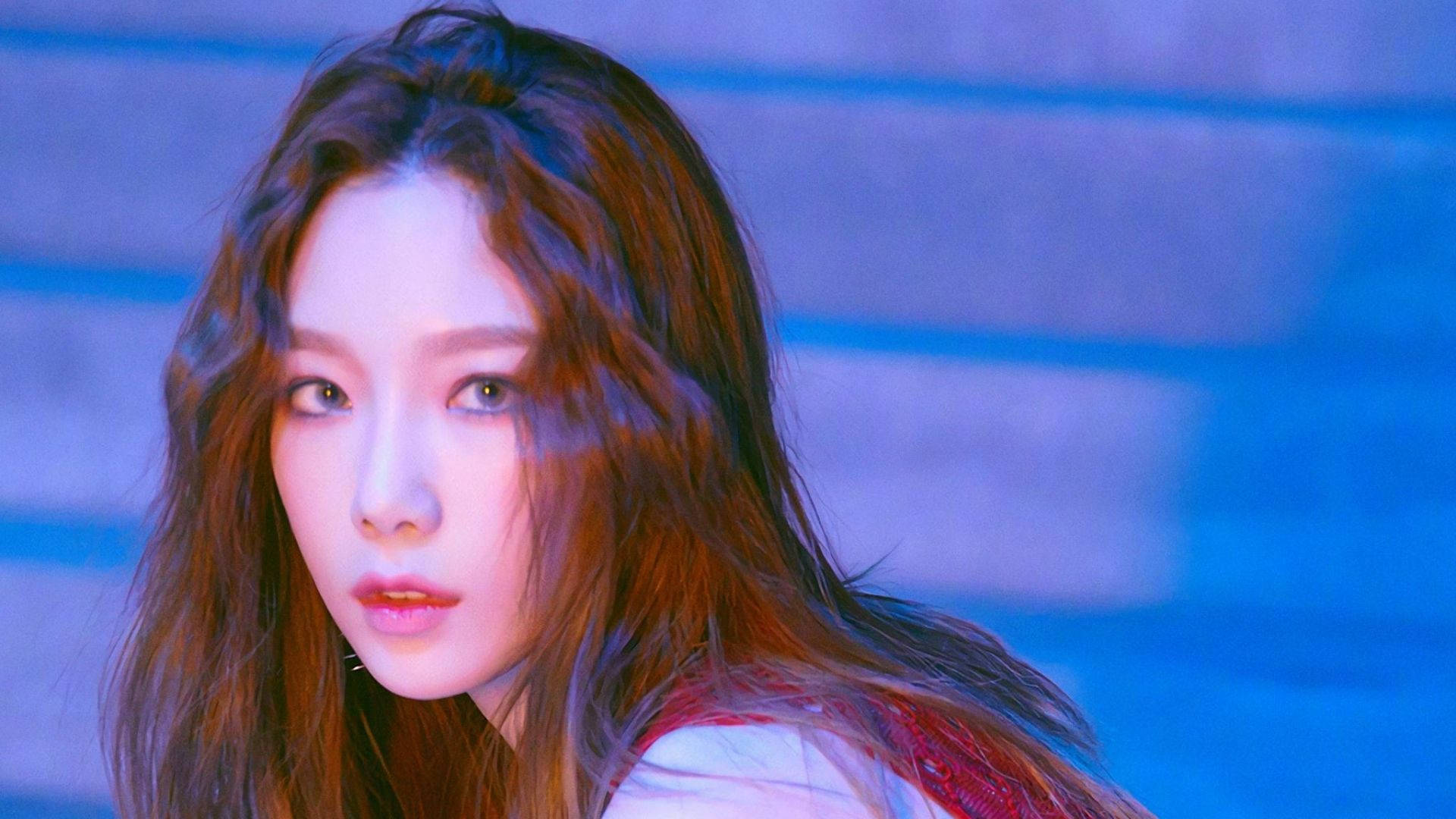 Taeyeon 桌布