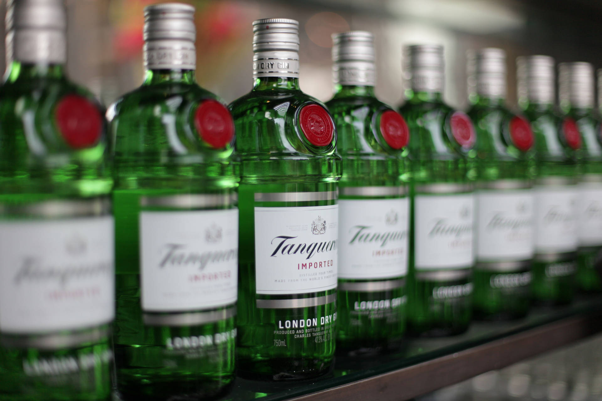 Tanqueray Gin 桌布