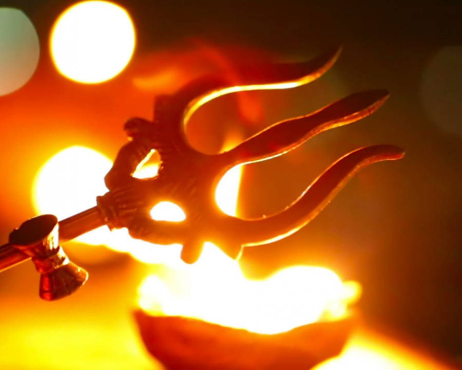 Trishul 桌布