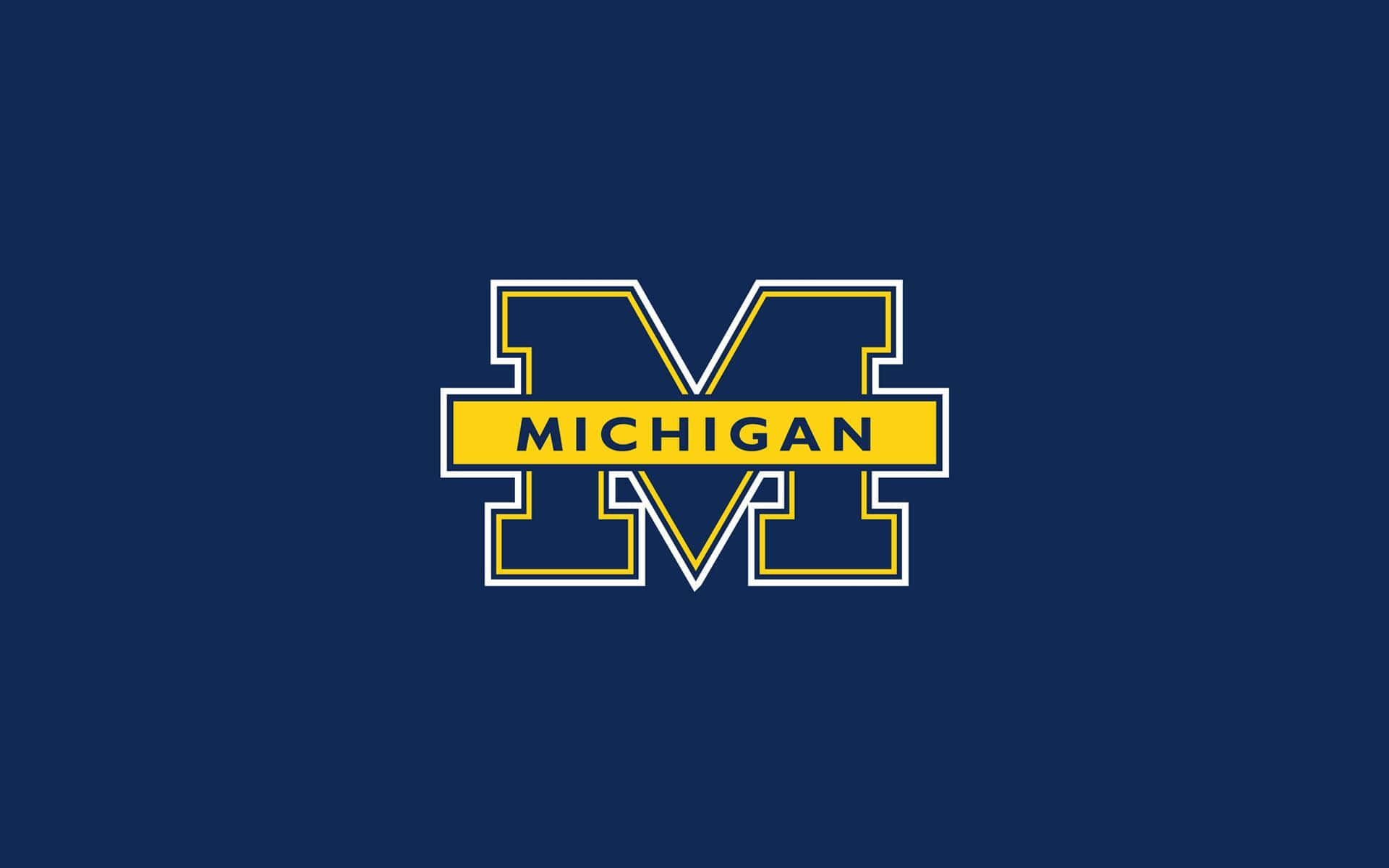 University Of Michigan 桌布