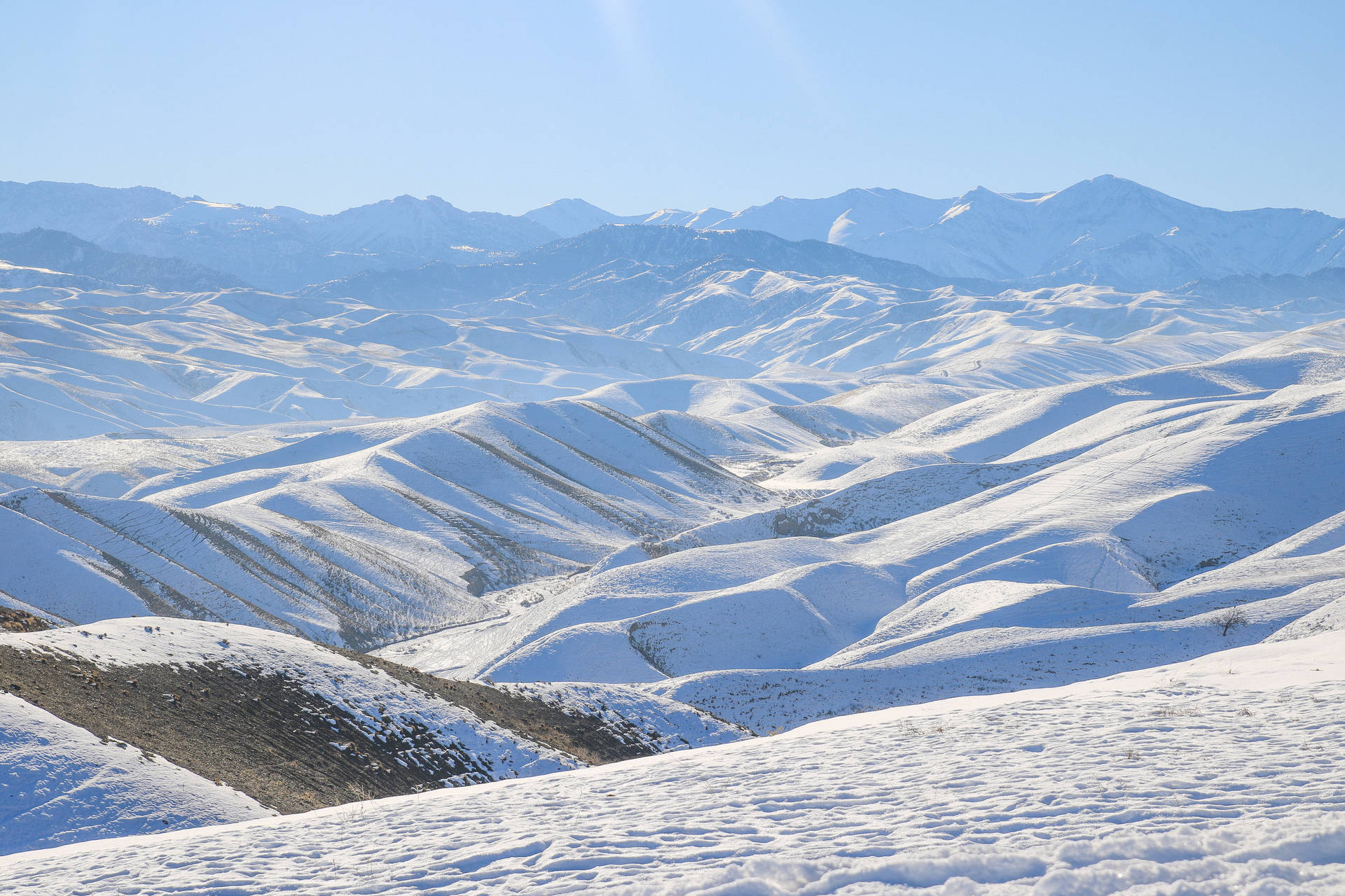 snow covered mountains during daytime