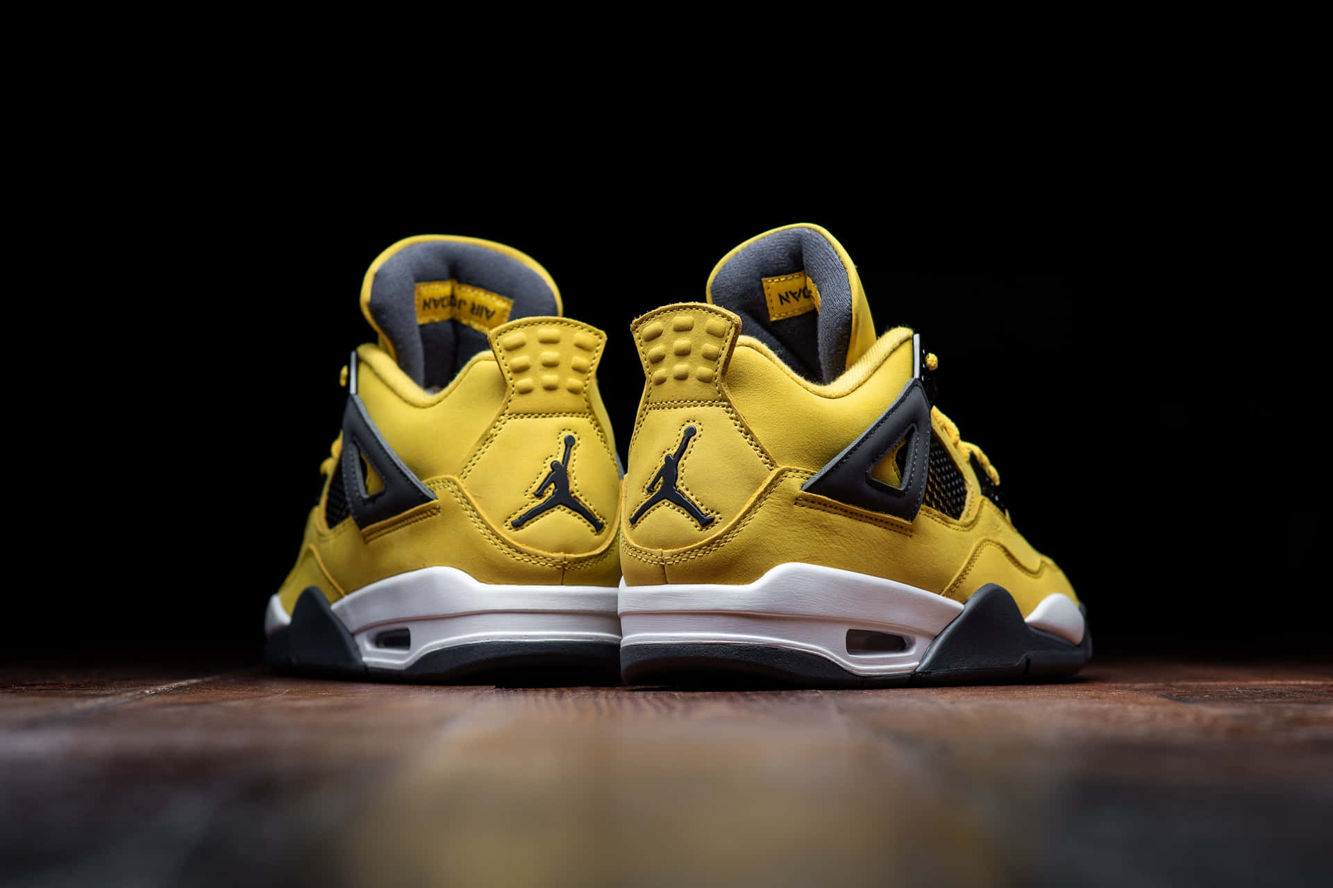Yellow Jordan 桌布