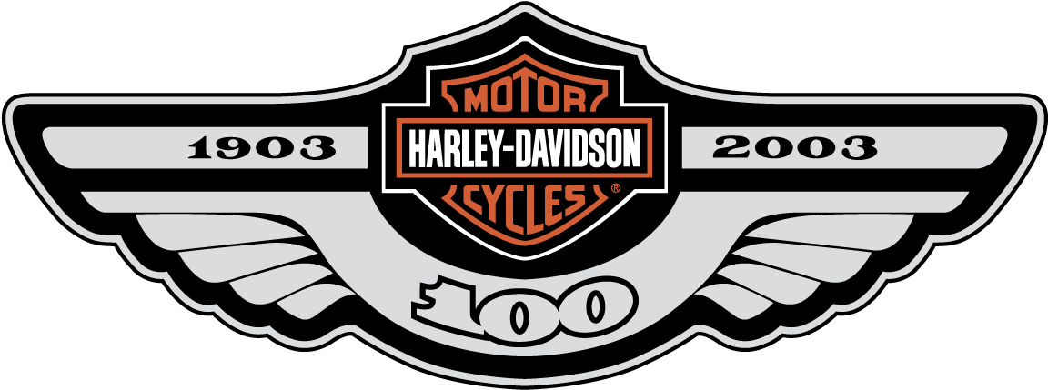 哈雷戴維森100週年紀念標誌 壁紙 — Harley-Davidson 100 週年標誌，帶有翅膀，橫跨 1903 年至 2003 年，採用大膽的黑色、白色和橙色。