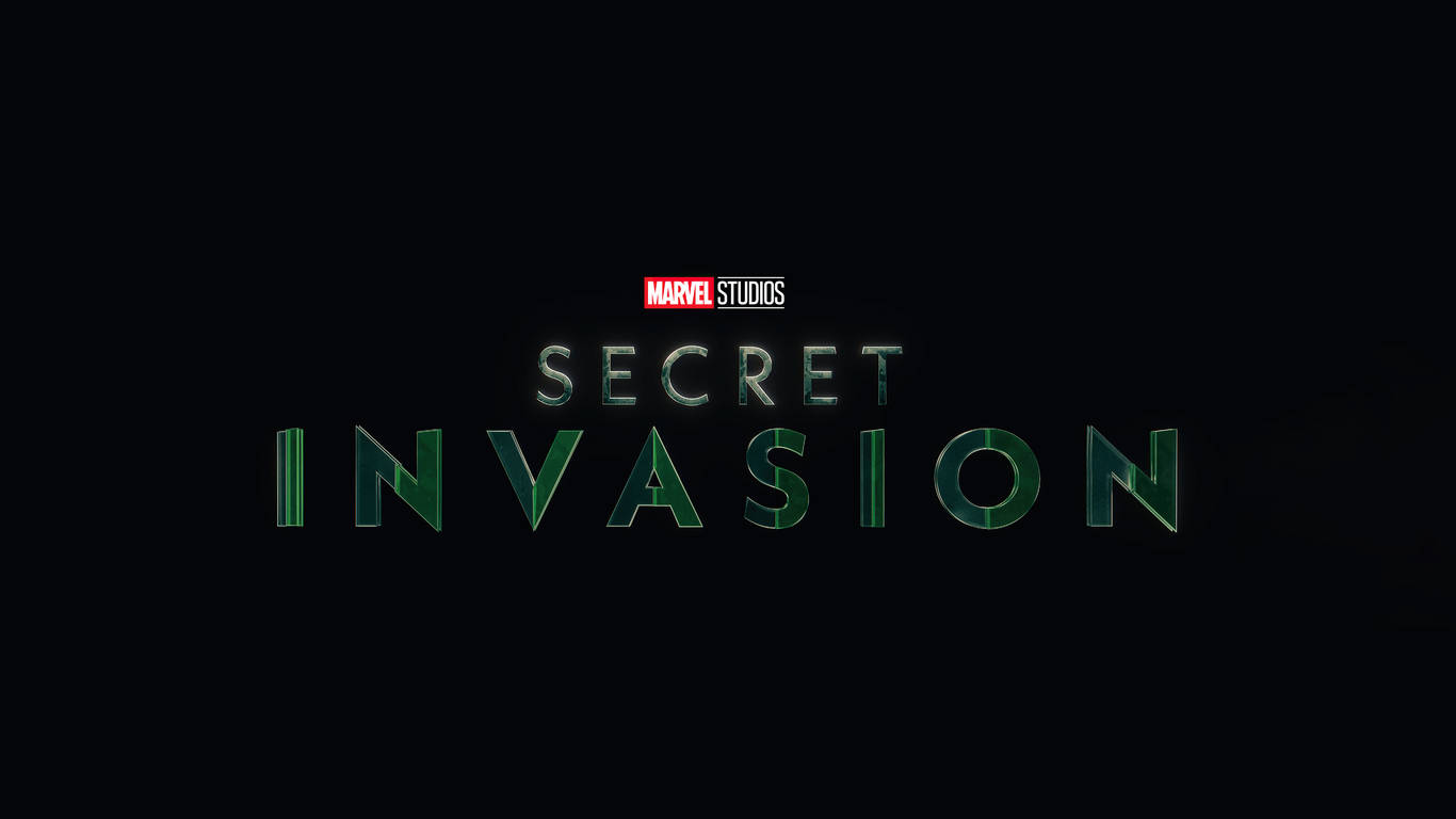Marvel Studios Secret Invasion 標題以發光綠色字母顯示在黑色背景上。